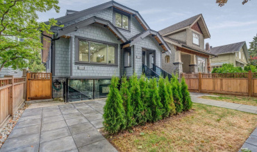 3556 3RD AVENUE, Vancouver, BC V6R 1L7, 7 Bedrooms Bedrooms, ,6 BathroomsBathrooms,Multifamily,For Sale,3RD,R2890336