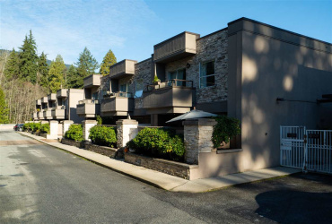 408 1500 OSTLER COURT, North Vancouver, BC V7G 2S2, 2 Bedrooms Bedrooms, ,2 Bathrooms Bathrooms, Residential Attached, Sold, 408 1500 OSTLER COURT,R2437568